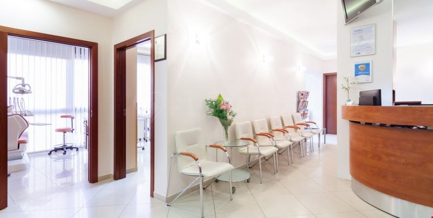 عيادة إندكسميديكا INDEXMEDICA للأسنان 1