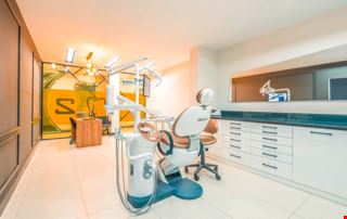 Adalya Dental Clinic 1