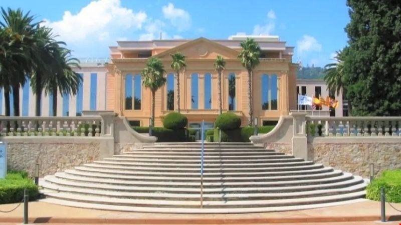 Centro Medico Teknon 0