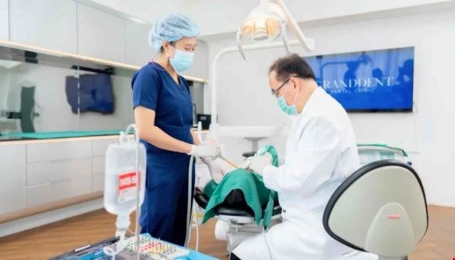 GrandDent Dental Clinic 1